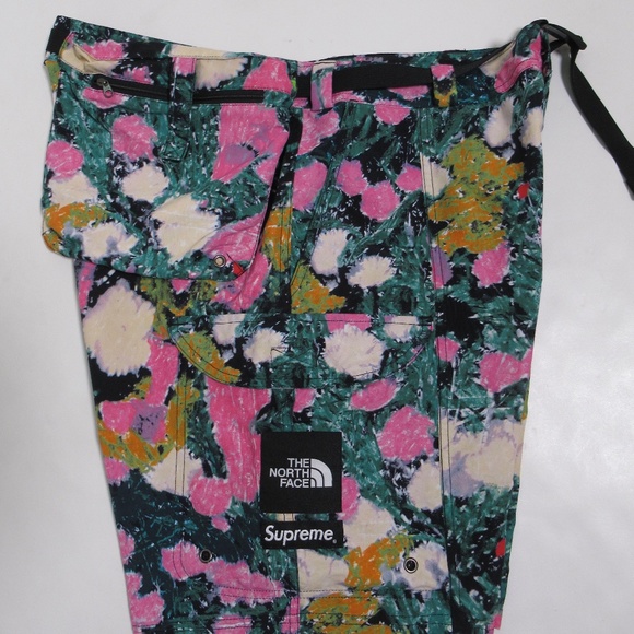 Supreme ®/The North Face® Men's Trekking Packable Belted Short Flowers Size M - Picture 6 of 12
